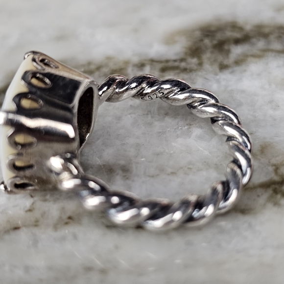 PANDORA Retired Serenity Mother of Pearl Ring - Picture 8 of 9